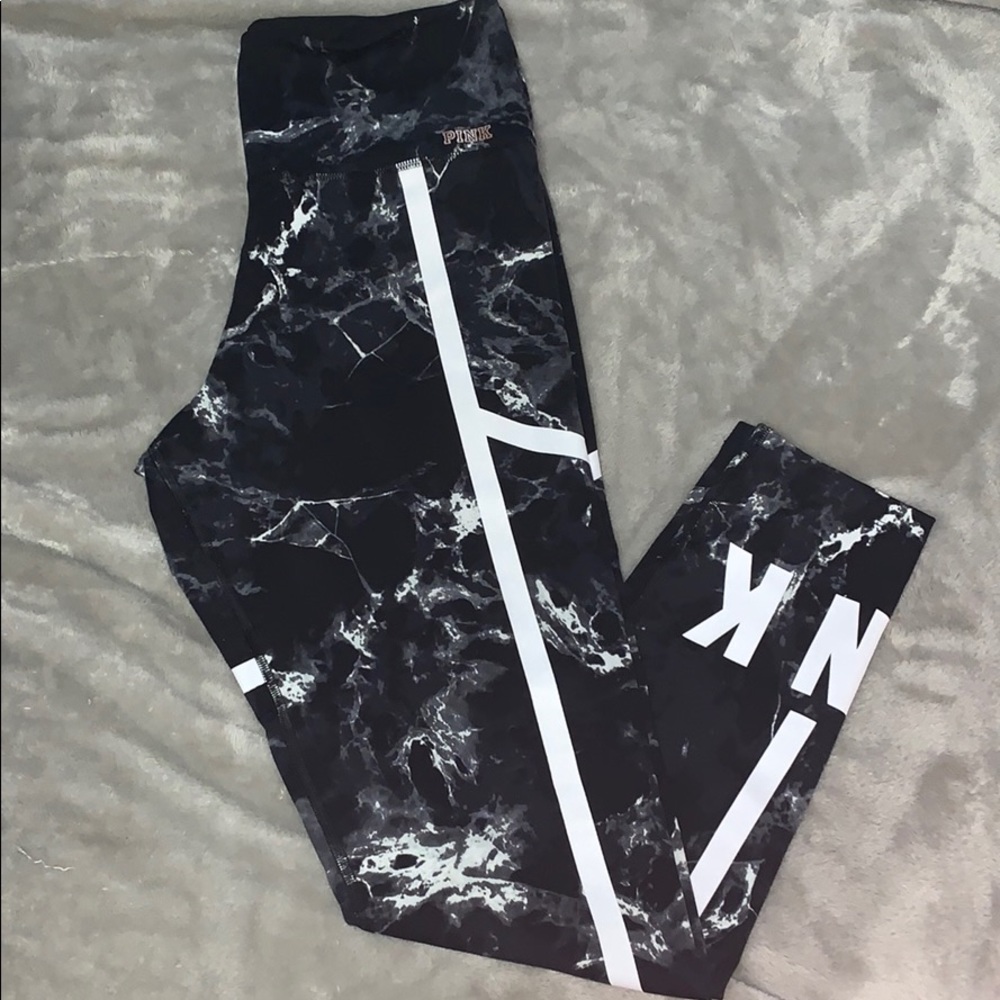 Victoria’s Secret/Pink Ultimate leggings- size L